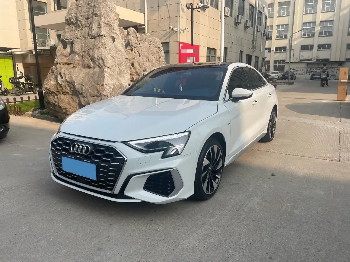 2023 Audi A3 1.4T 150HP L4 7DCT