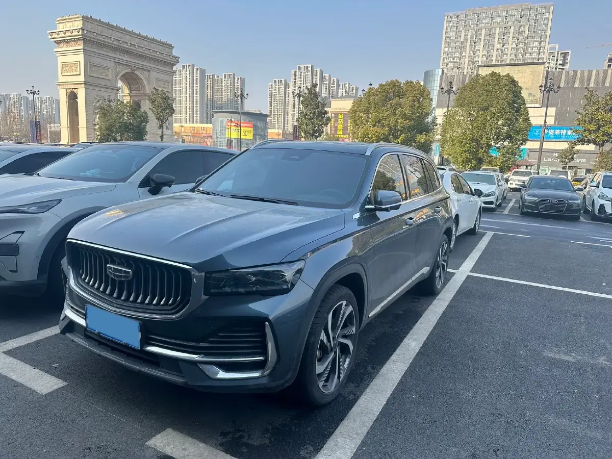 2024 Geely Monjaro 2.0T 238HP L4 8AT