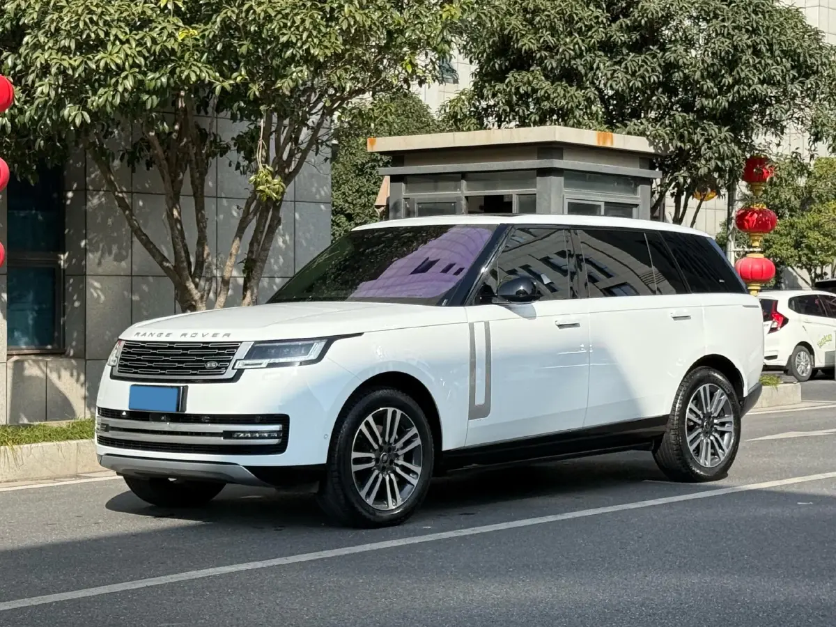 2023 Land Rover Range Rover 3.0T 400HP L6 8AT