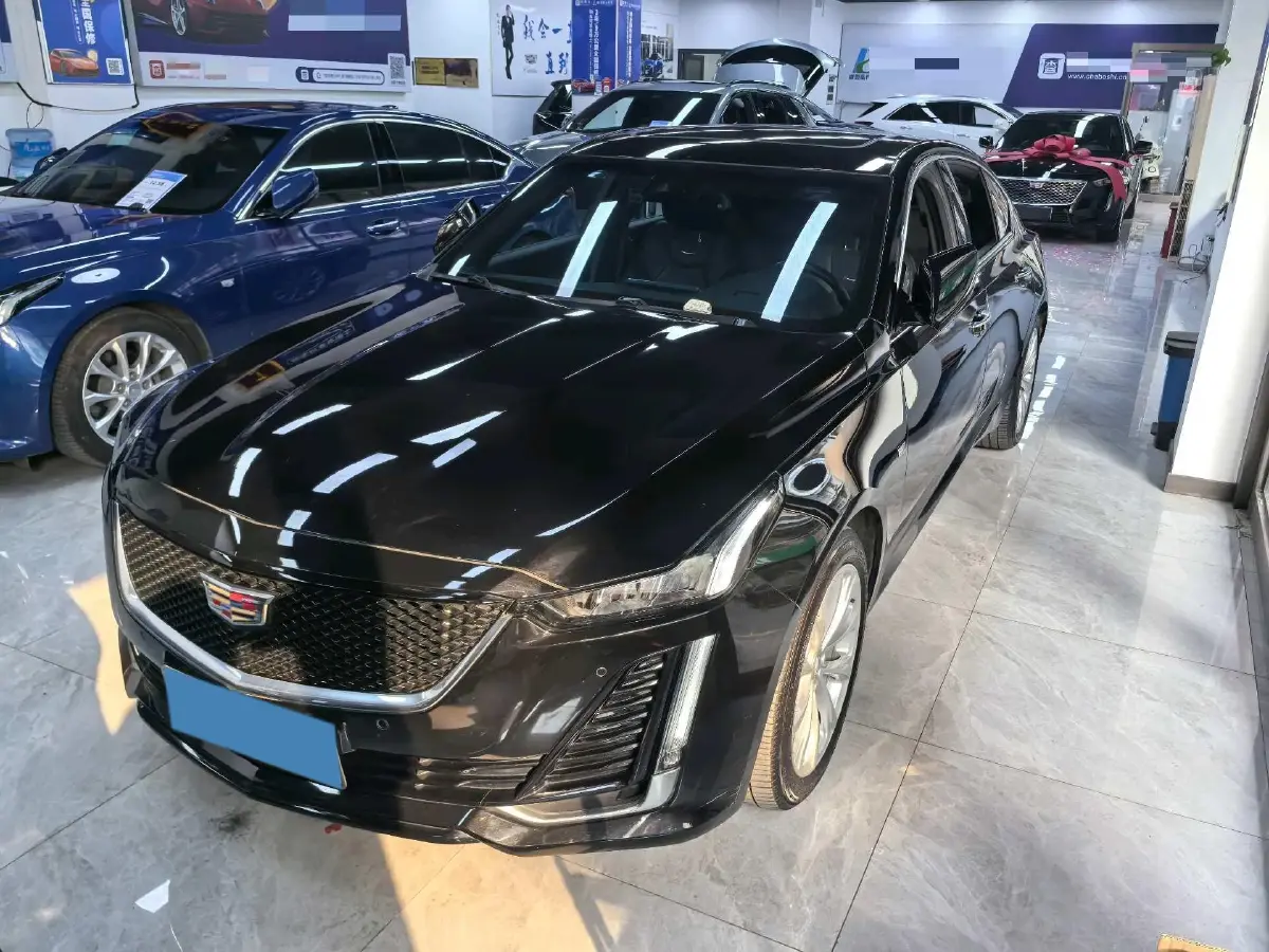 2023 Cadillac CT5 2.0T 237HP L4 10AT