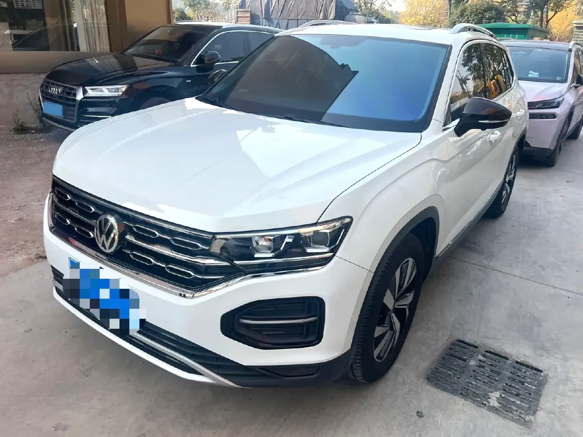 2019 Jeep Cherokee 2.0T 234HP L4 9AT