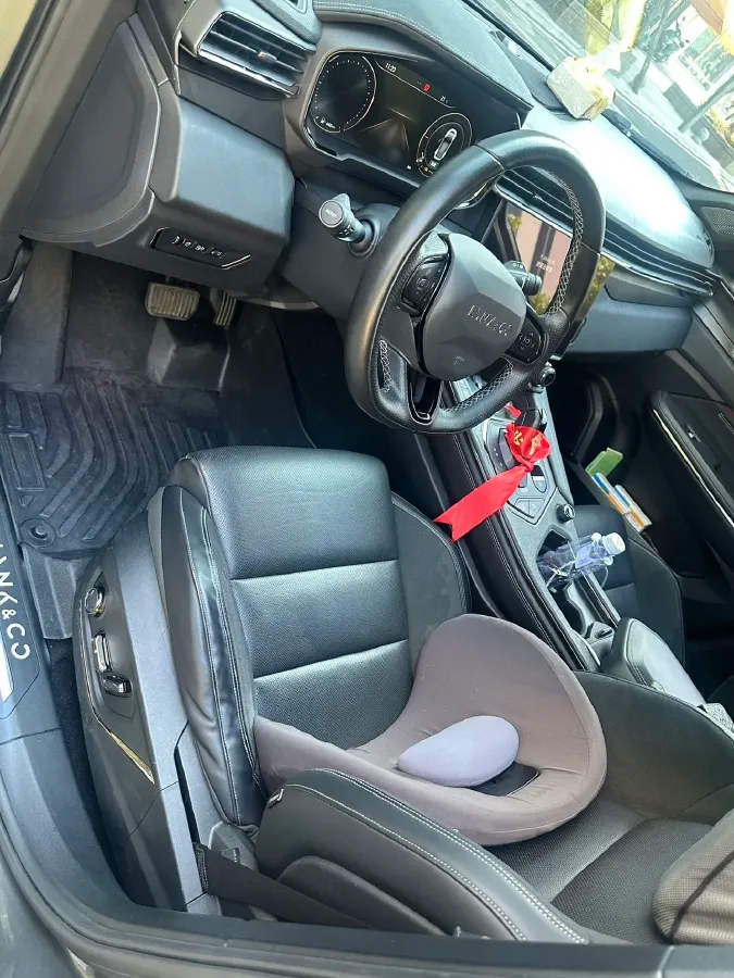 2021 LYNK&CO 01 EM-P 1.5T 180HP L3 7DCT PHEV 17.7KWH,autocango,china used car exporter,china ev exporter,chinese used car exporter,chinese used ev exporter