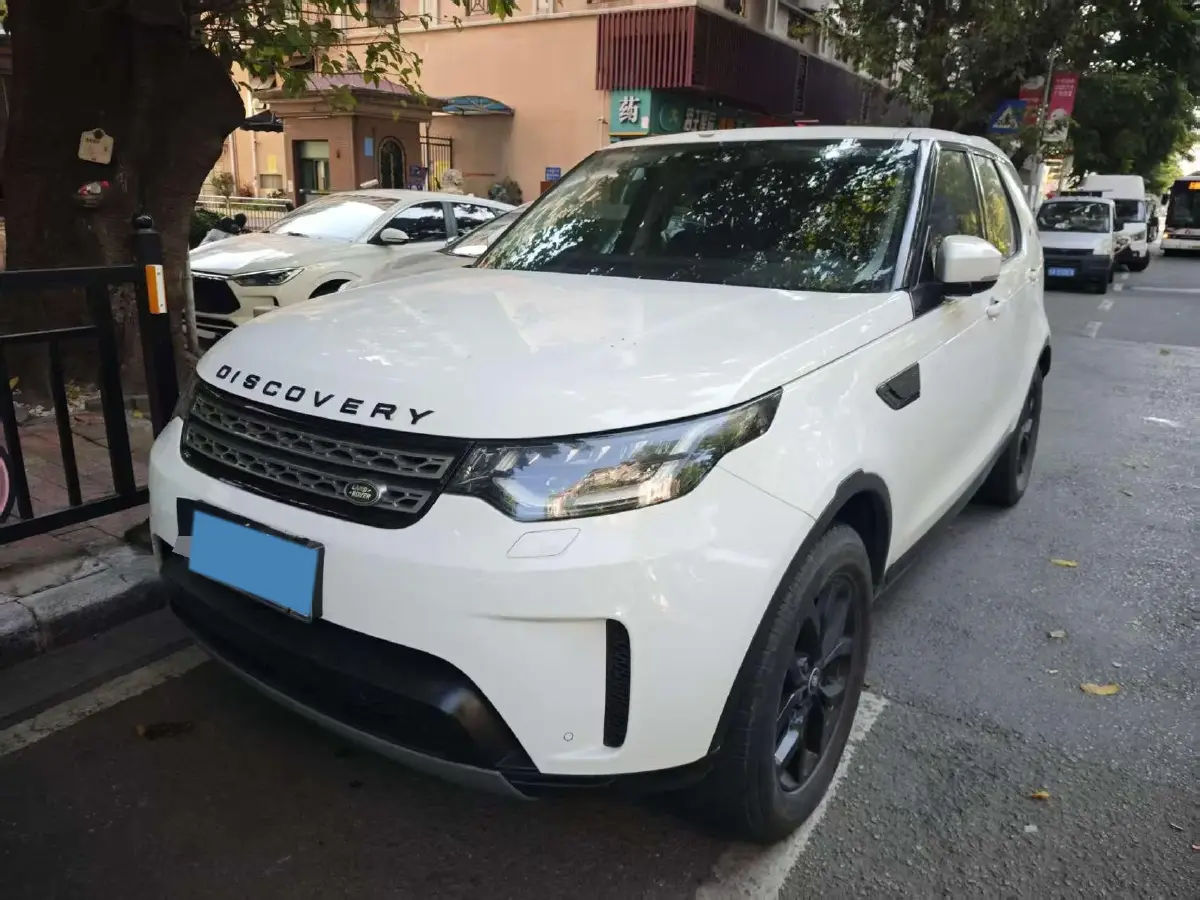 2018 Land Rover Discovery 2.0T 300HP L4 8AT