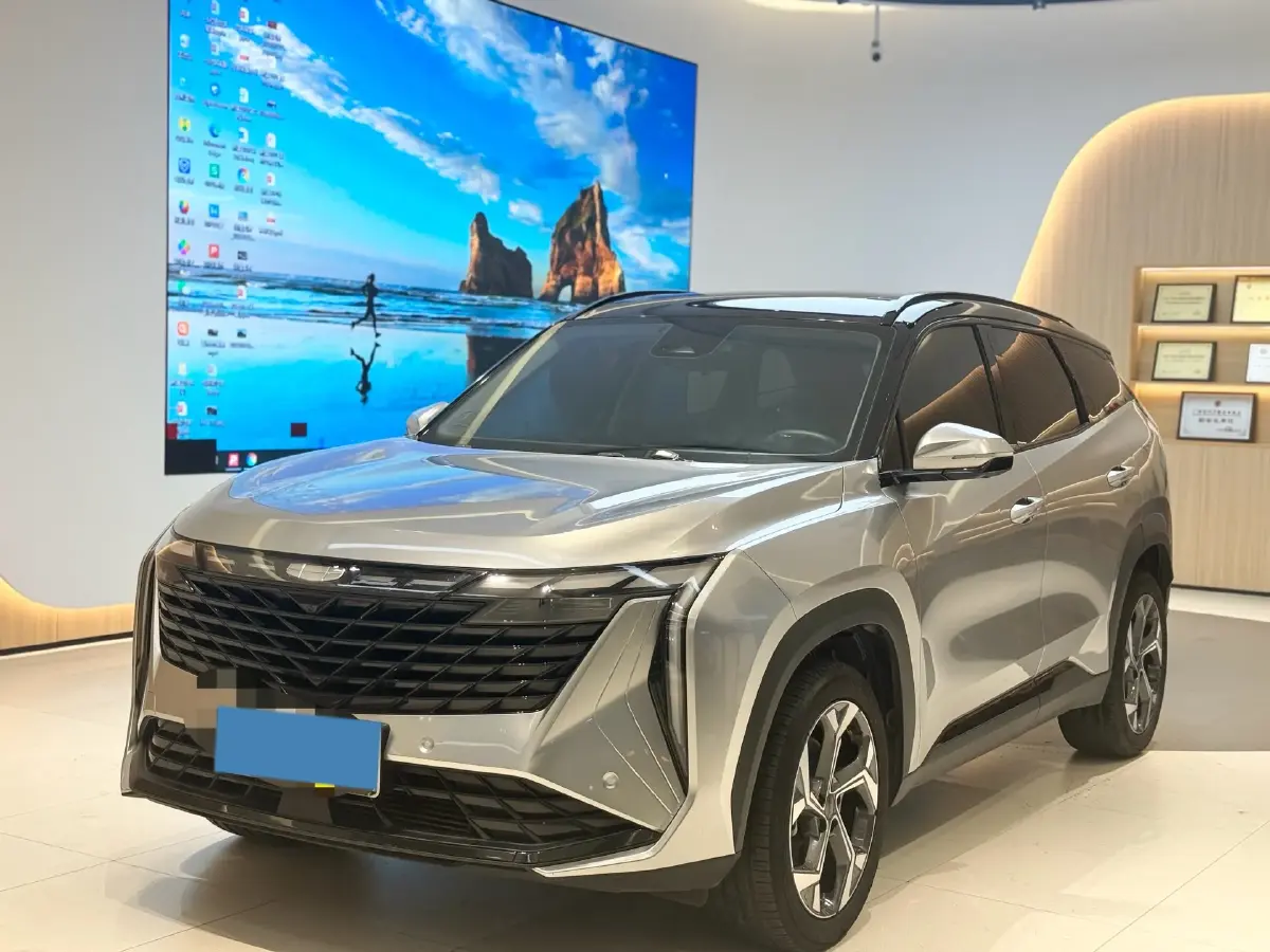 2023 Geely StarRay 1.5T 181HP L4 7DCT