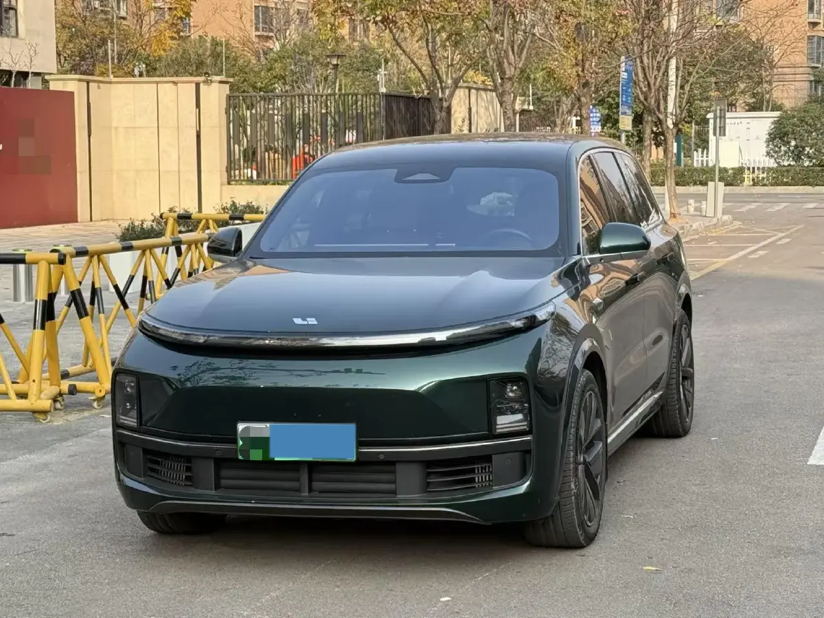 2024 Land Rover Range Rover Evoque 1.5T 200HP L3 8AT PHEV 15.5KWH