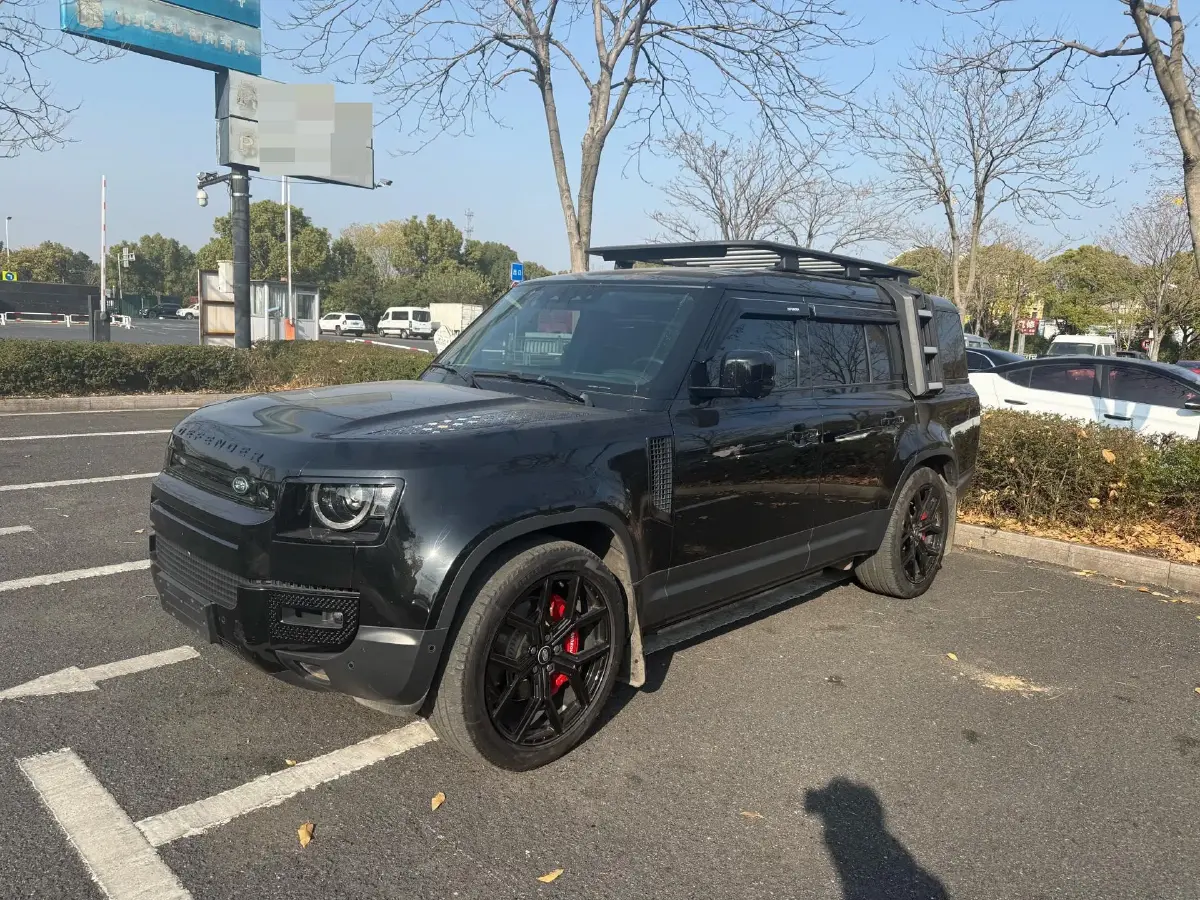 2023 Land Rover Defender 3.0T 400HP L6 8AT