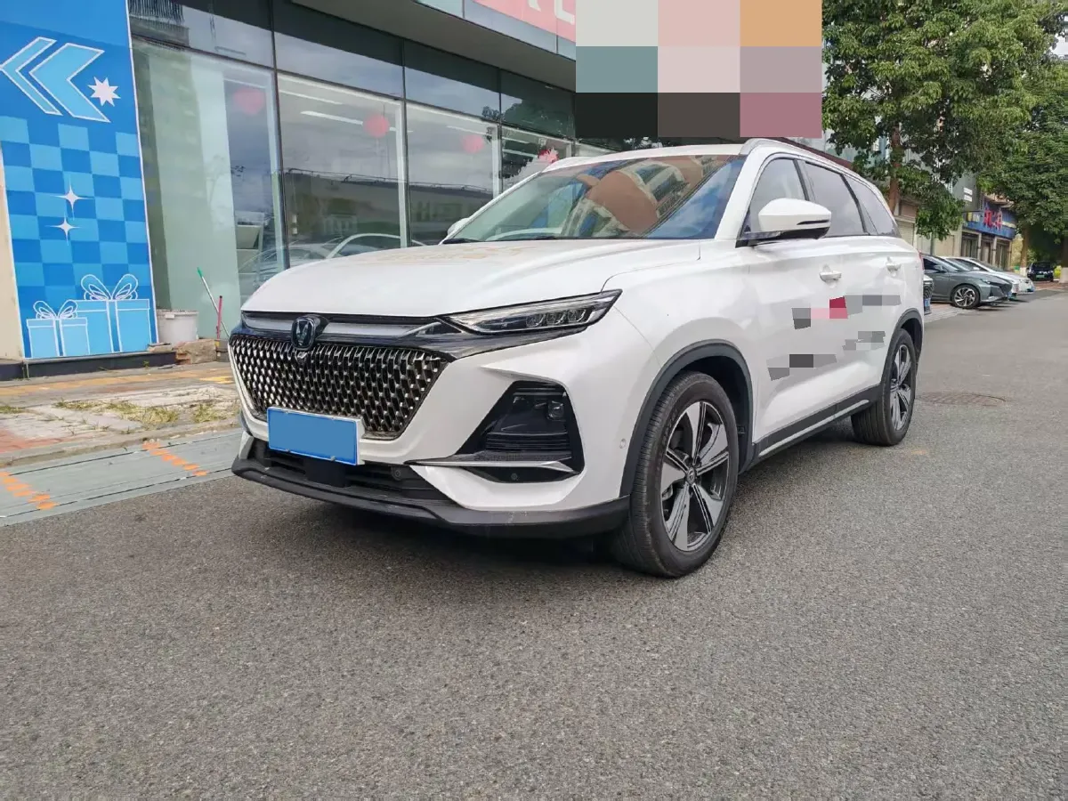 2024 ChangAn X7 PLUS 1.5T 188HP L4 7DCT,autocango,china used car exporter,china ev exporter,chinese used car exporter,chinese used ev exporter