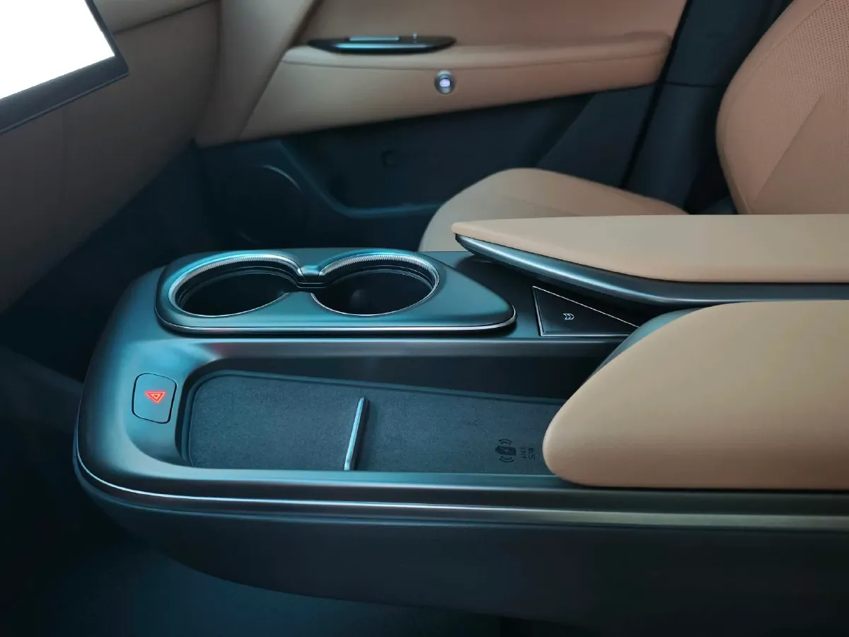 2025 Foton General F9 2.0T 238HP L4 8AT,autocango,china used car exporter,china ev exporter,chinese used car exporter,chinese used ev exporter