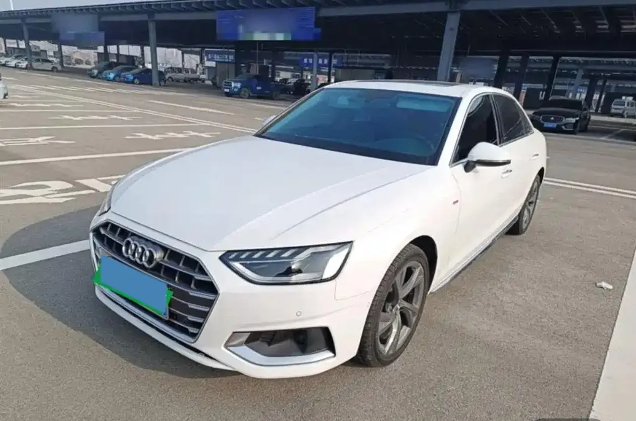 2020 Audi A4L 2.0T 190HP L4 7DCT