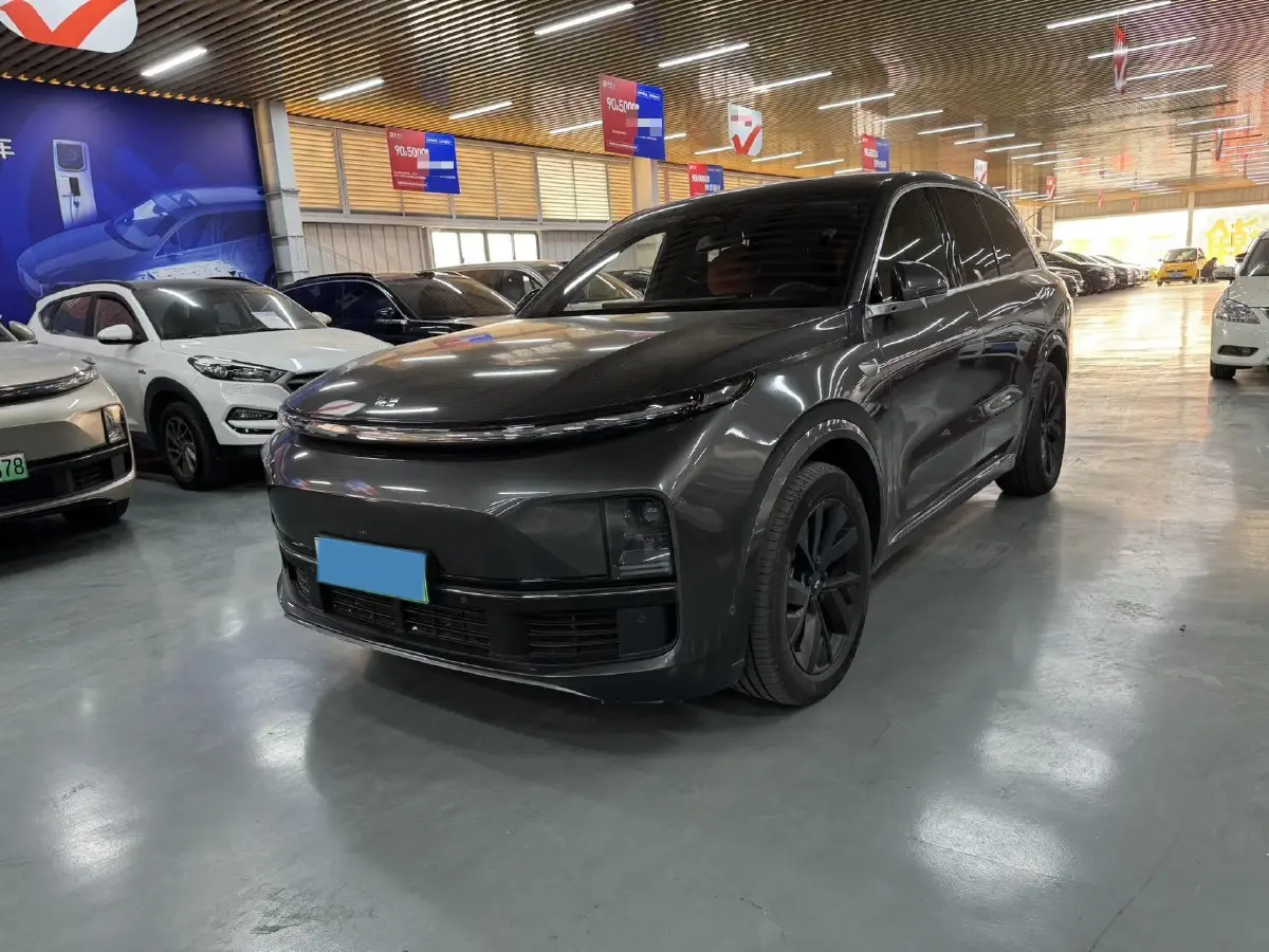 2023 Li L8 Range Extended 154HP REEV 40.9KWH