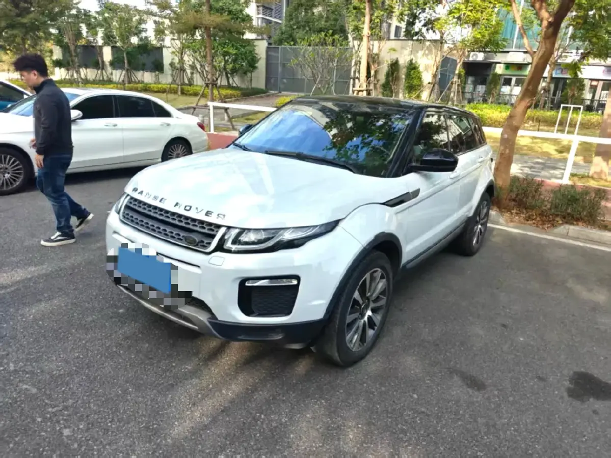 2018 Mercedes-Benz E Class 2.0T 184HP L4 9AT