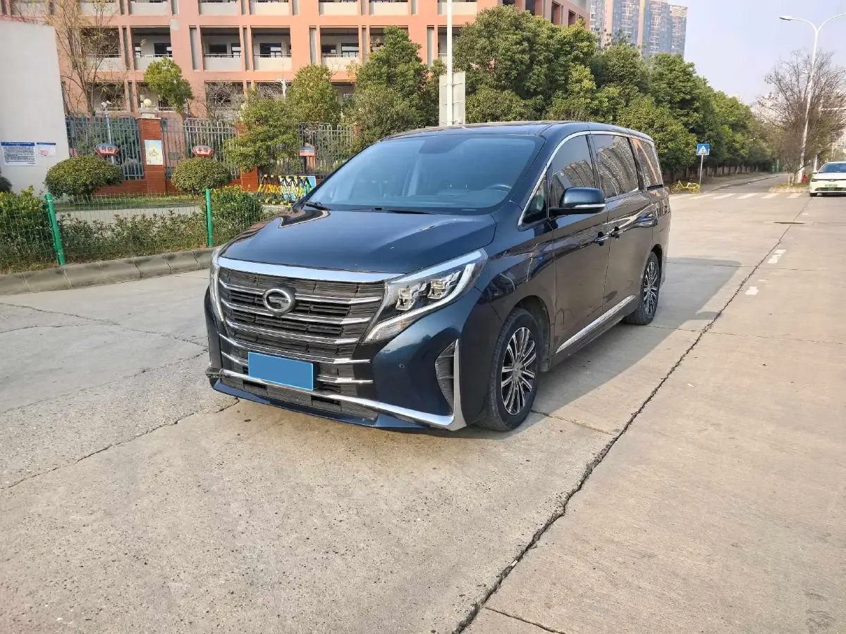 2021 GAC Trumpchi M8 2.0T 252HP L4 8AT