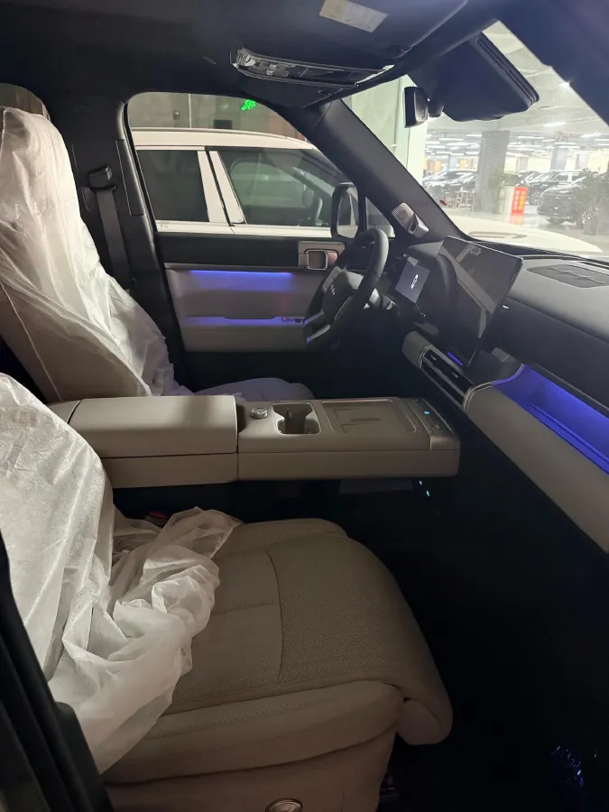 2025 FangChengBao Tai 7 1.5T 156HP L4 E-CVT PHEV,autocango,china used car exporter,china ev exporter,chinese used car exporter,chinese used ev exporter