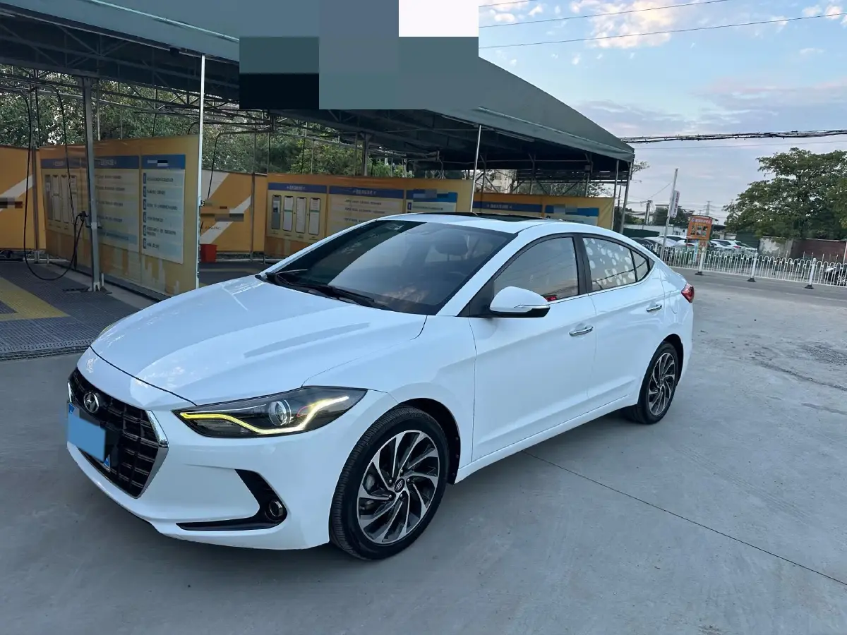 2019 Hyundai Elantra 1.4T 130HP L4 7DCT