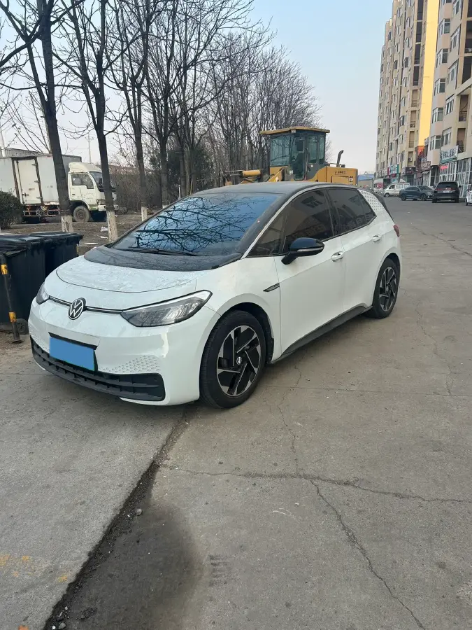 2023 Volkswagen ID.3 BEV 52.8KWH