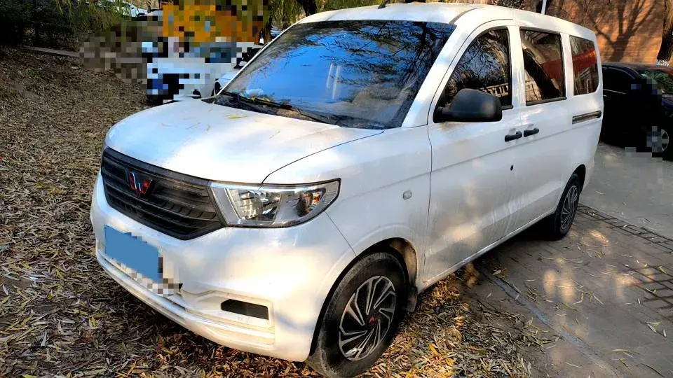 2021 WuLing RongGuang Mini Truck 1.2L 76HP L4 5MT