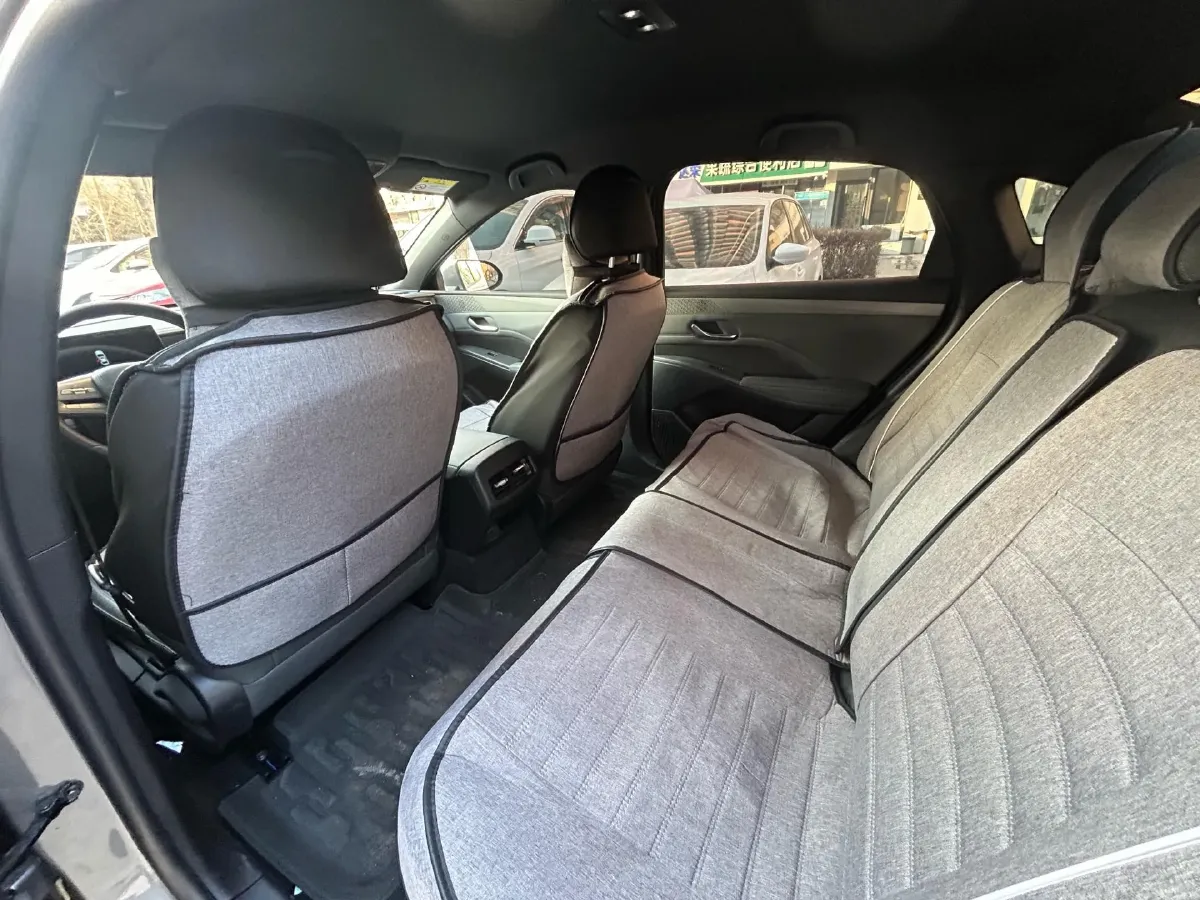 2025 BYD Qin Plus 1.5L 101HP L4 E-CVT PHEV 7.68KWH,autocango,china used car exporter,china ev exporter,chinese used car exporter,chinese used ev exporter