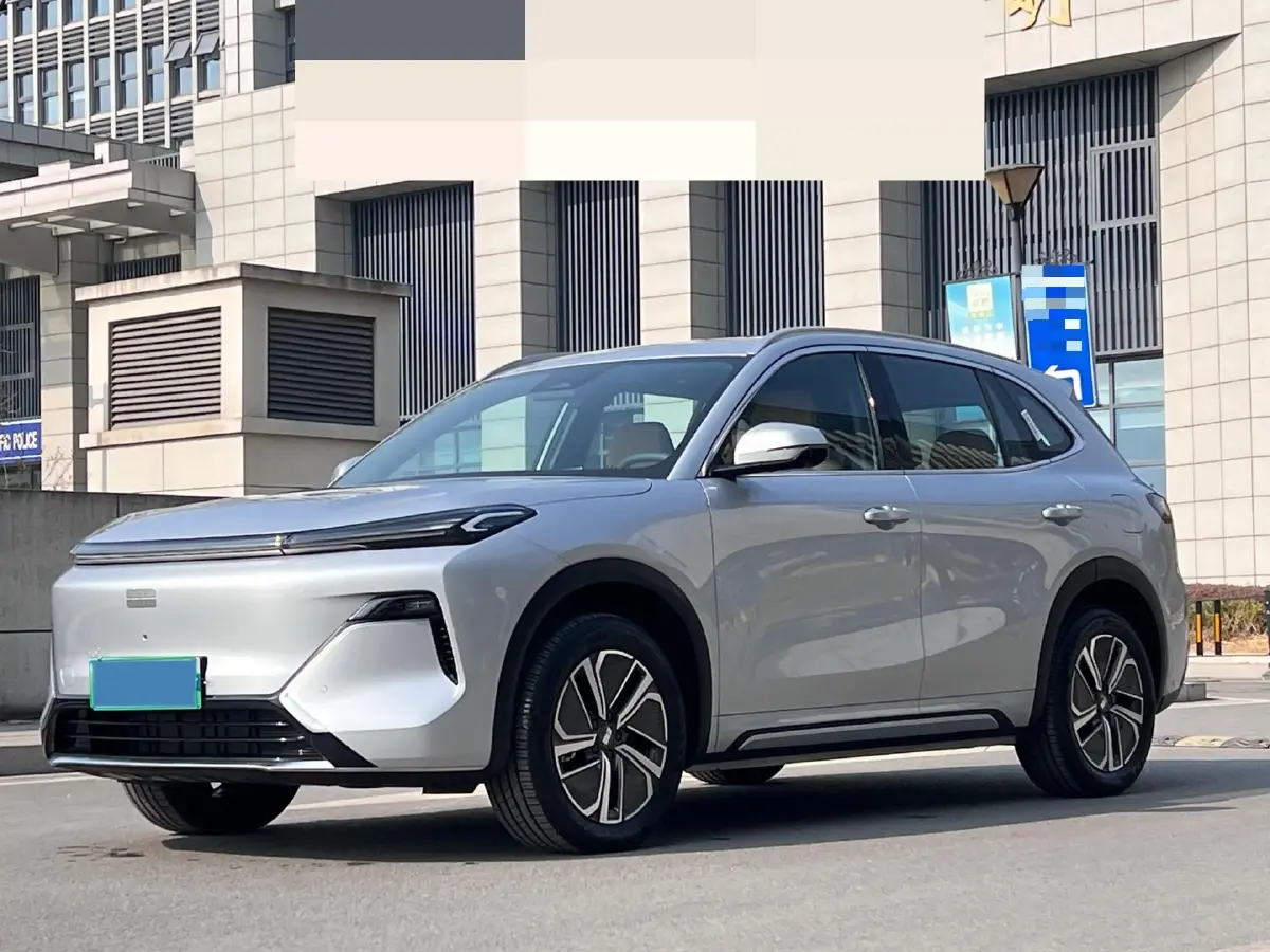 2025 BYD Sea Lion 05 DM-i 1.5L 101HP L4 E-CVT PHEV 18.3KWH