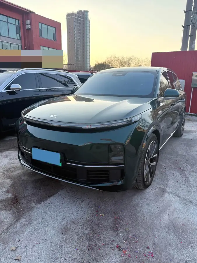 2023 Li L8 Range Extended 154HP REEV 40.9KWH