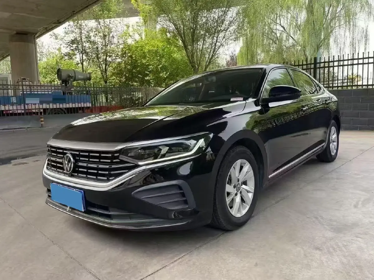 2023 Volkswagen Passat 1.4T 150HP L4 7DCT