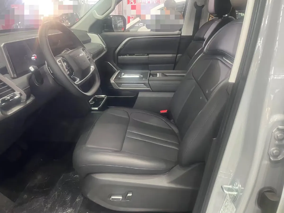 2025 MAXUS InterstellarX 2.5T 224HP L4 8AT,autocango,china used car exporter,china ev exporter,chinese used car exporter,chinese used ev exporter