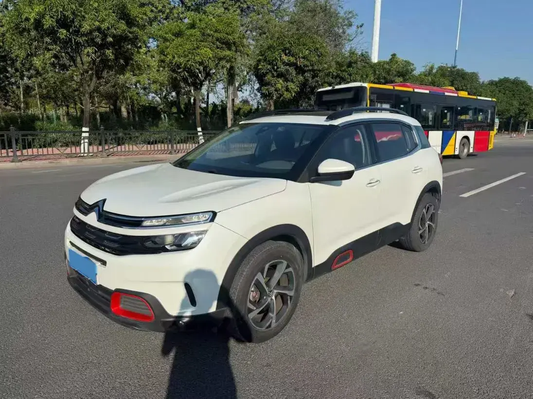 2017 Citroen C5 Aircross 1.8T 204HP L4 6AT