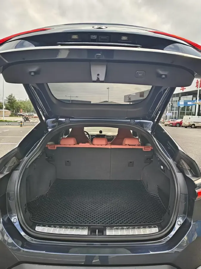 2020 NIO ES8 BEV 84KWH,autocango,china used car exporter,china ev exporter,chinese used car exporter,chinese used ev exporter