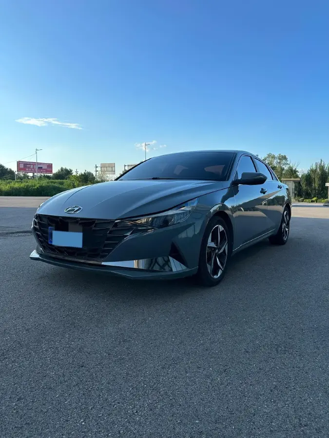 2021 Hyundai Elantra 1.5L 115HP L4 CVT