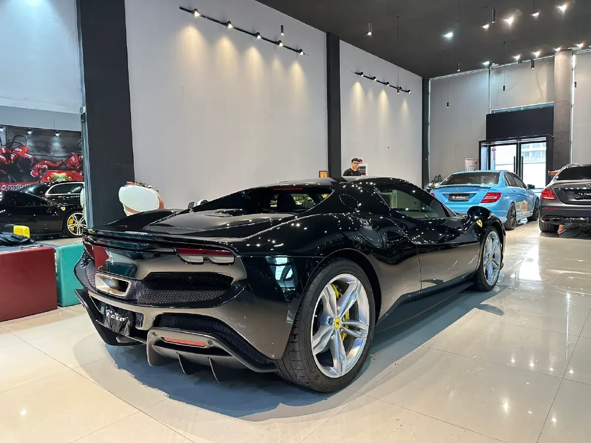 2021 Ferrari 296 3.0T 663HP V6 8DCT PHEV 7.45KWH,autocango,china used car exporter,china ev exporter,chinese used car exporter,chinese used ev exporter