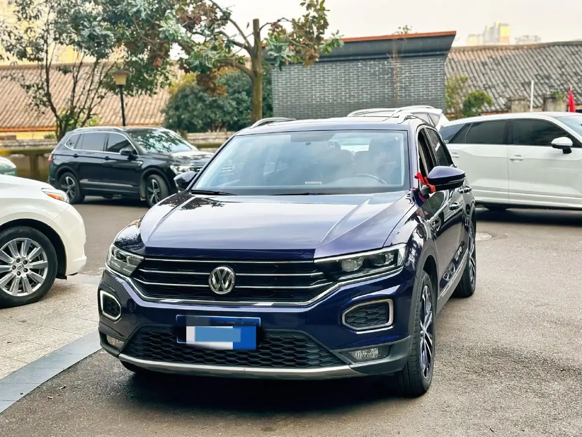 2018 Borgward BX7 2.0T 224HP L4 6AT