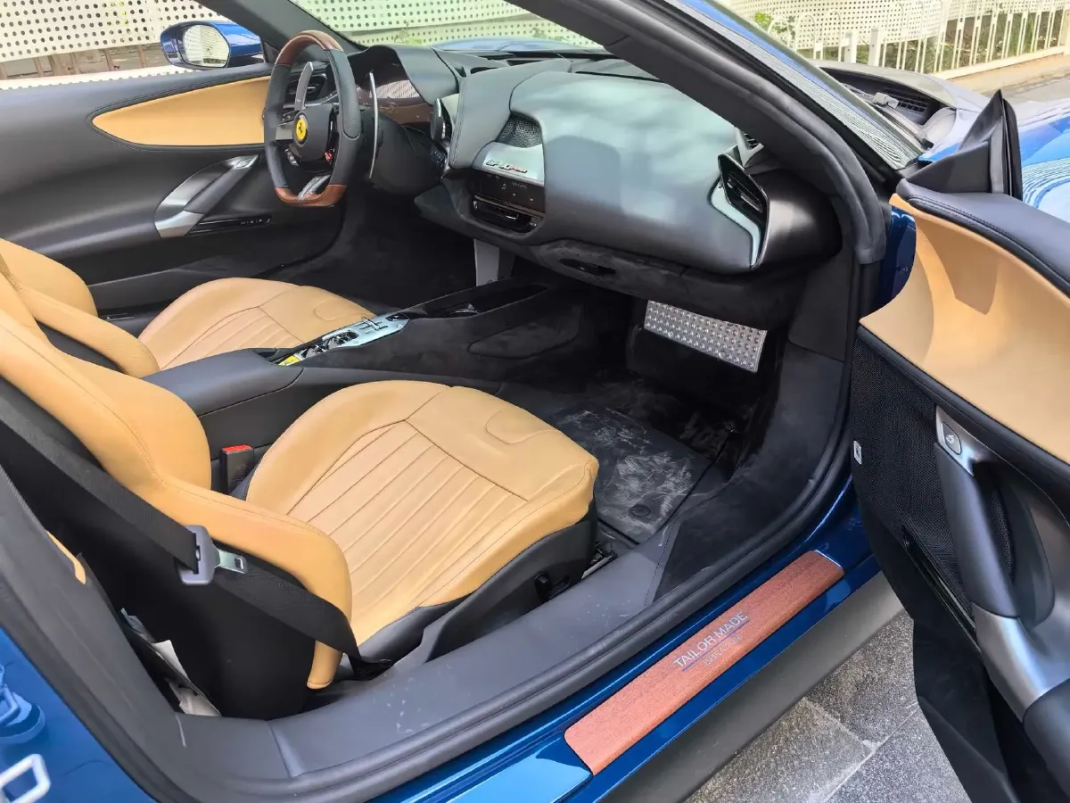 2021 Ferrari SF90 3.9T 781HP V8 8DCT PHEV 7.9KWH,autocango,china used car exporter,china ev exporter,chinese used car exporter,chinese used ev exporter