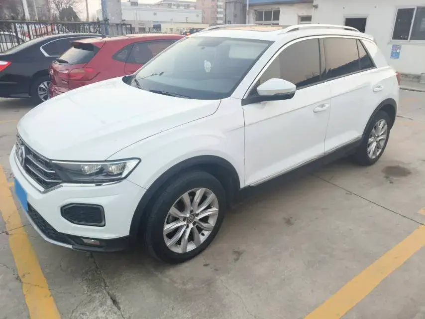 2019 Volkswagen T-Roc 1.4T 150HP L4 7DCT
