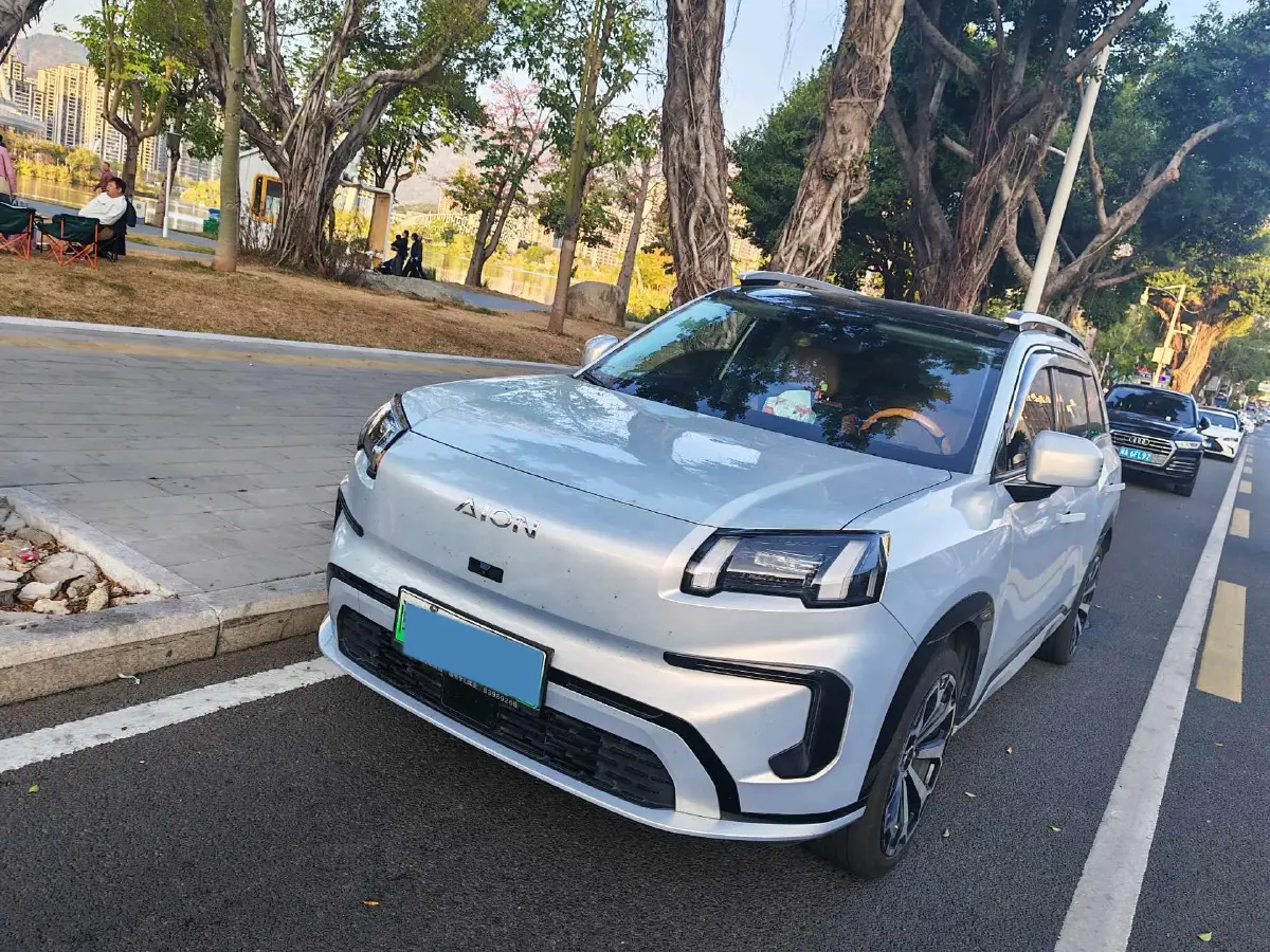 2023 Aion Y BEV 61.7KWH