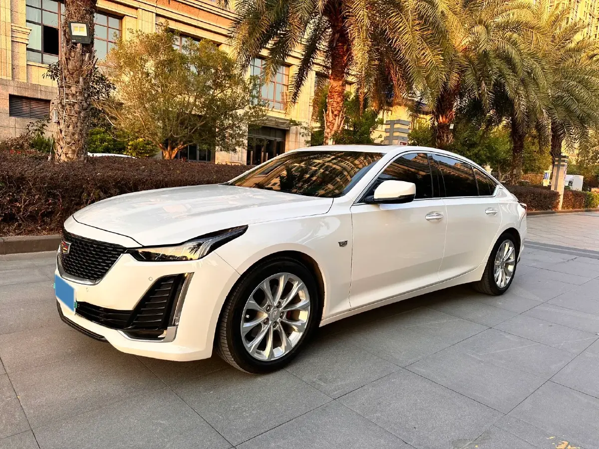 2020 Cadillac CT5 2.0T 237HP L4 10AT