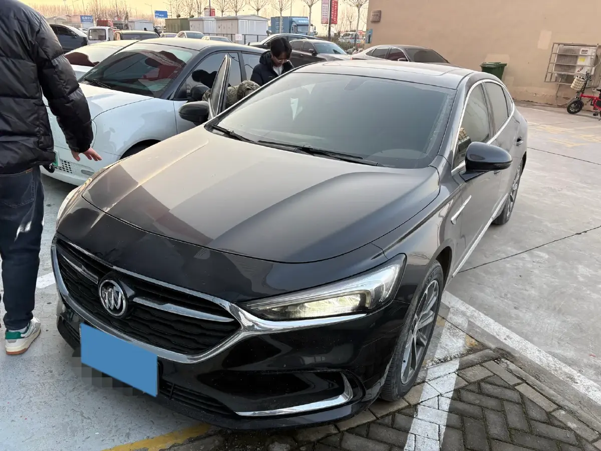 2021 Buick Larcosse 2.0T 237HP L4 9AT