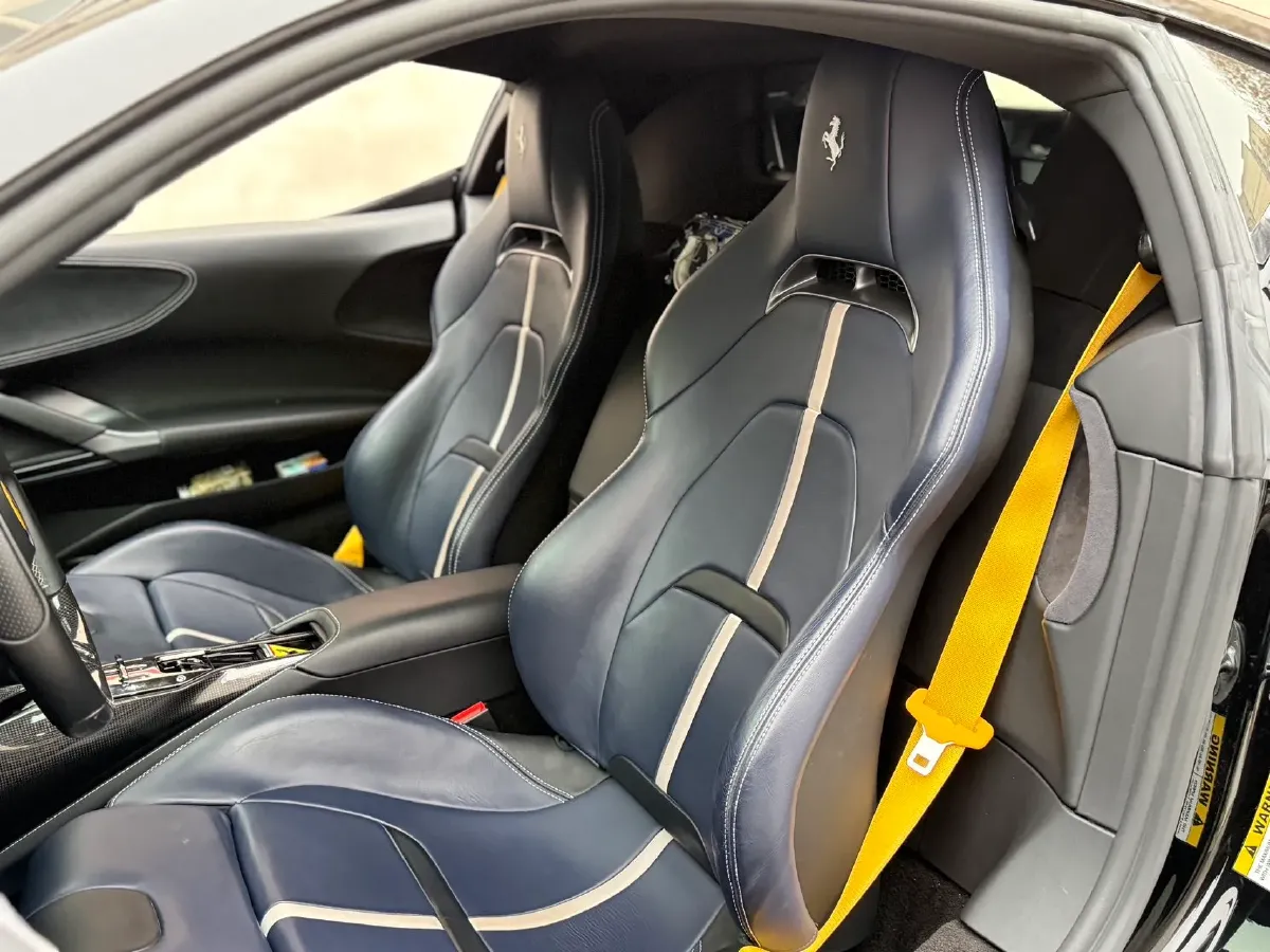 2020 Ferrari SF90 3.9T 781HP V8 8DCT PHEV 7.9KWH,autocango,china used car exporter,china ev exporter,chinese used car exporter,chinese used ev exporter