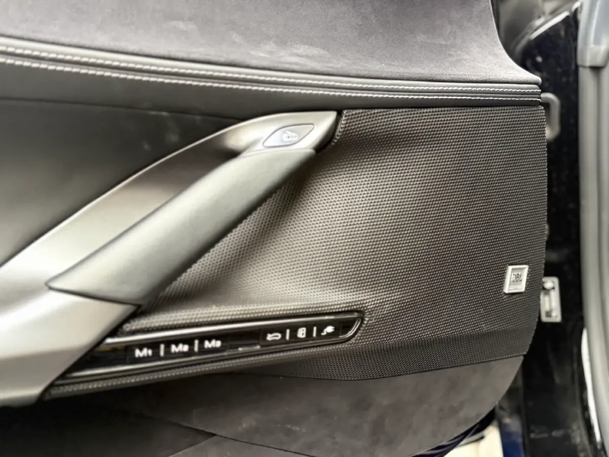 2020 Ferrari SF90 3.9T 781HP V8 8DCT PHEV 7.9KWH,autocango,china used car exporter,china ev exporter,chinese used car exporter,chinese used ev exporter