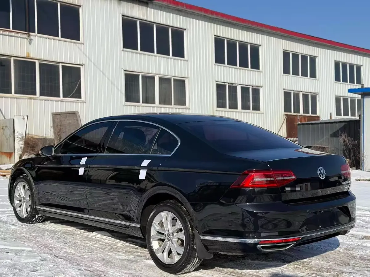 2018 Volkswagen Magotan 1.8T 180HP L4 7DCT,autocango,china used car exporter,china ev exporter,chinese used car exporter,chinese used ev exporter