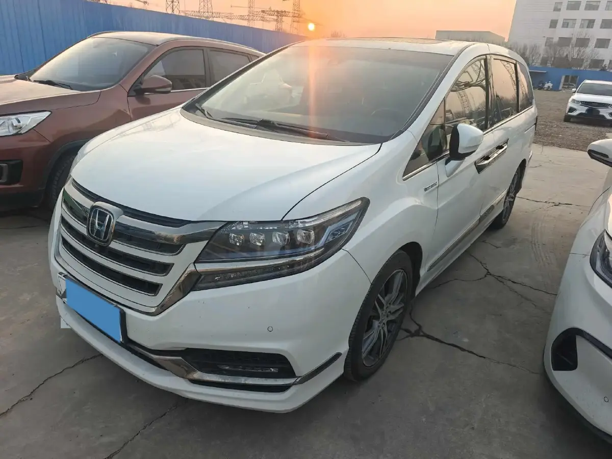 2019 Honda Elysioin 2.0L 146HP L4 E-CVT Hybrid