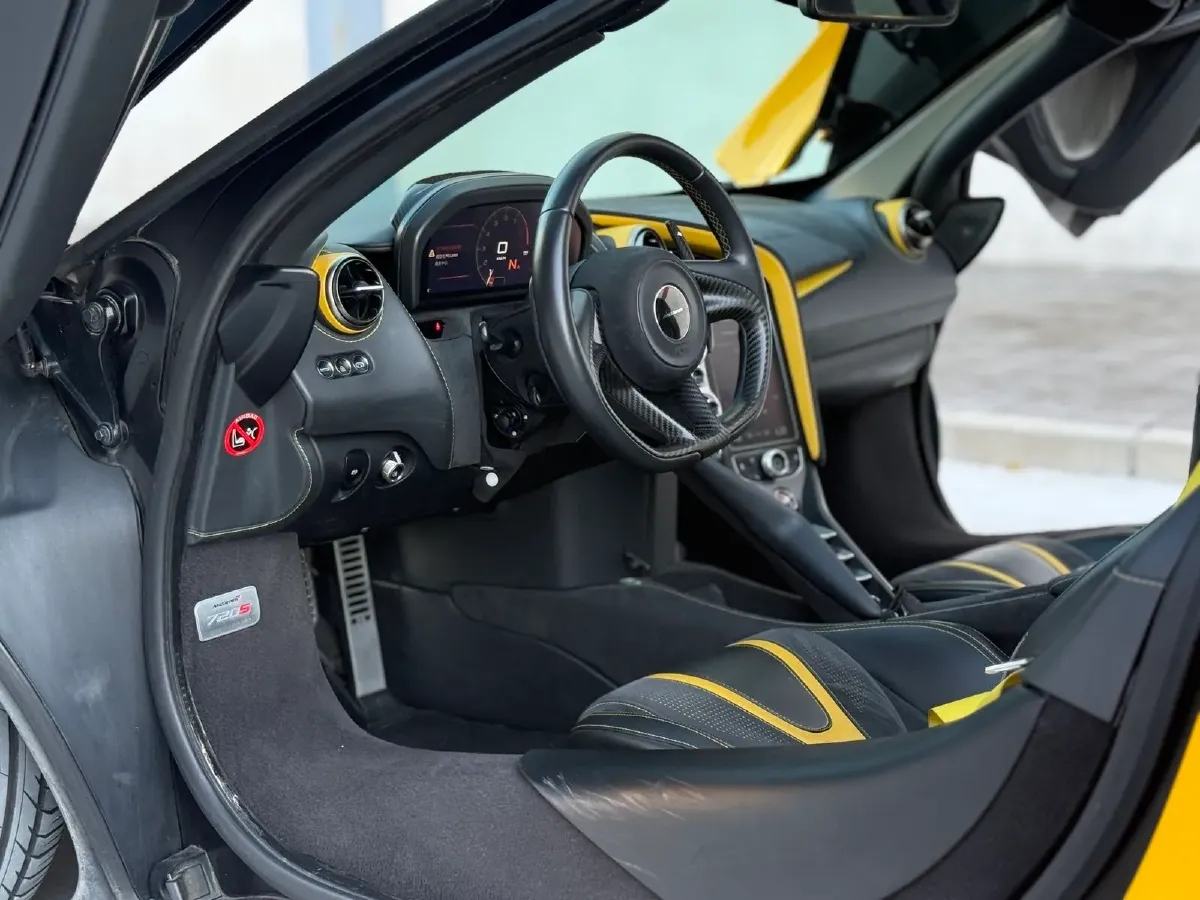 2017 McLaren 720S 4.0T 720HP V8 7DCT,autocango,china used car exporter,china ev exporter,chinese used car exporter,chinese used ev exporter