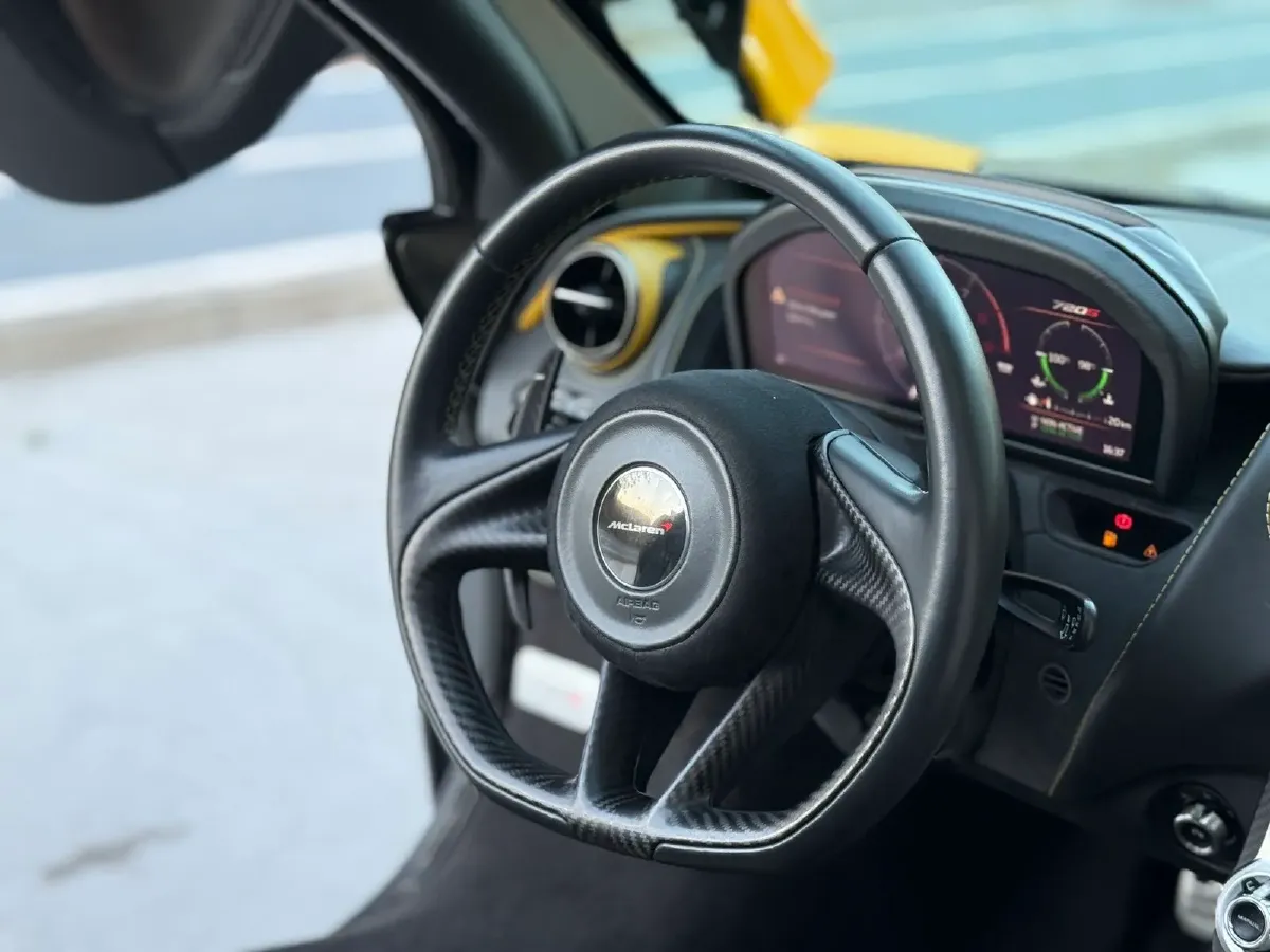 2017 McLaren 720S 4.0T 720HP V8 7DCT,autocango,china used car exporter,china ev exporter,chinese used car exporter,chinese used ev exporter