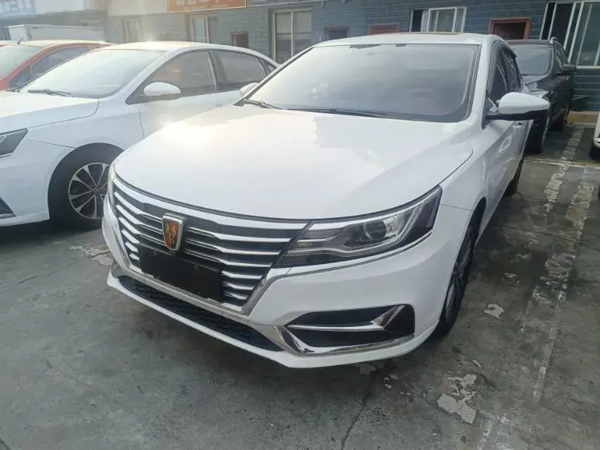 2020 Roewe i6 1.6L 125HP L4 CVT
