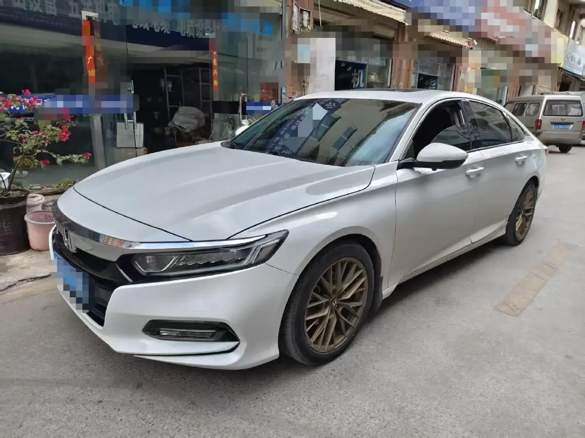 2018 Honda Accord 1.5T 194HP L4 CVT