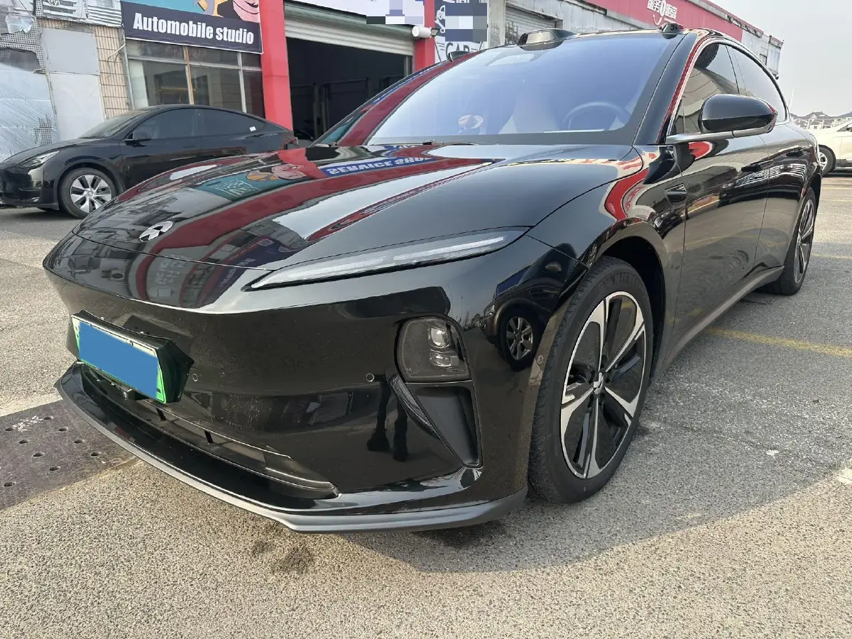 2024 NIO ET5T BEV 75KWH