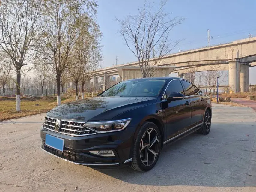 2023 Volkswagen Magotan 2.0T 186HP L4 7DCT