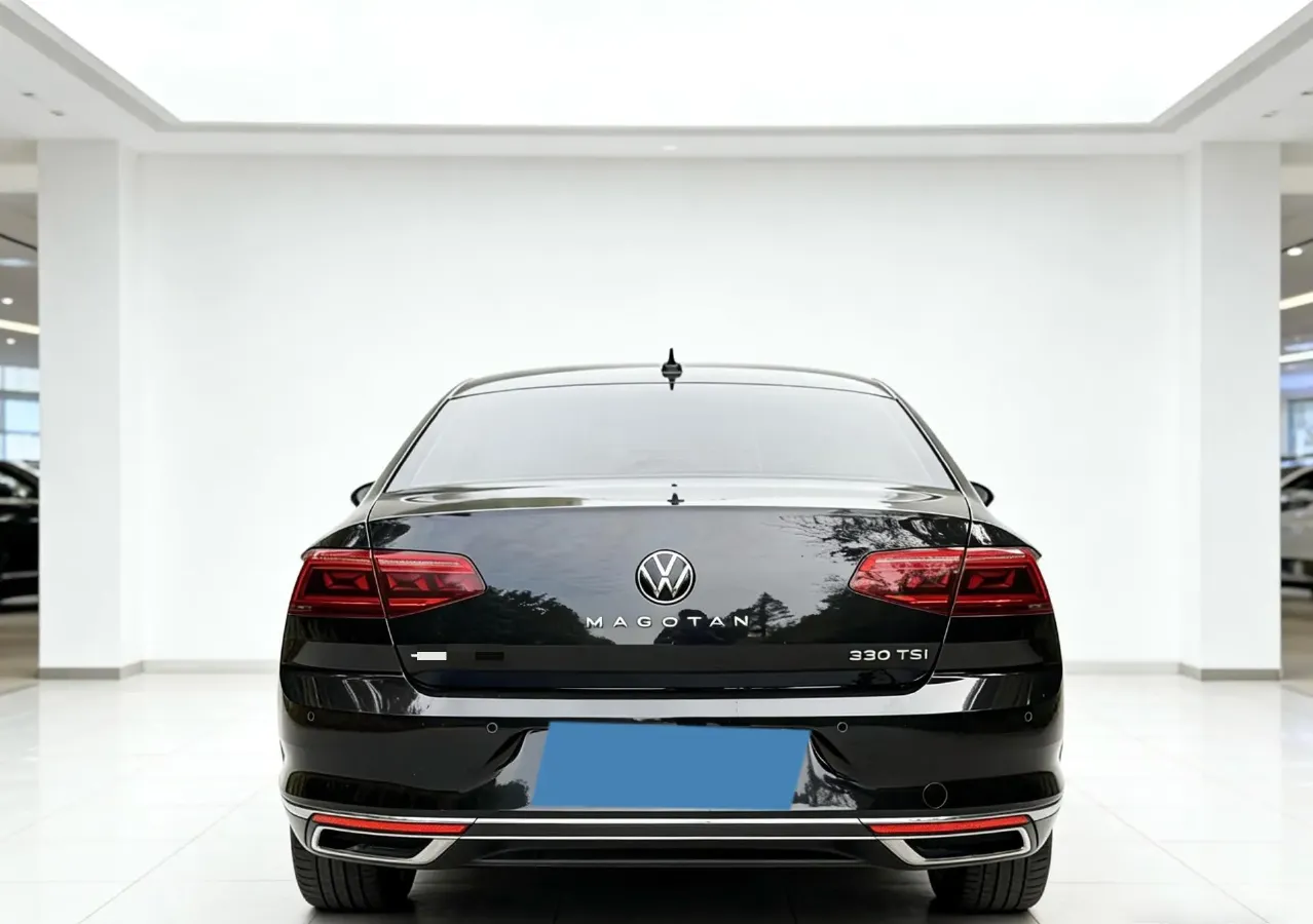 2020 Volkswagen Magotan 2.0T 186HP L4 7DCT,autocango,china used car exporter,china ev exporter,chinese used car exporter,chinese used ev exporter