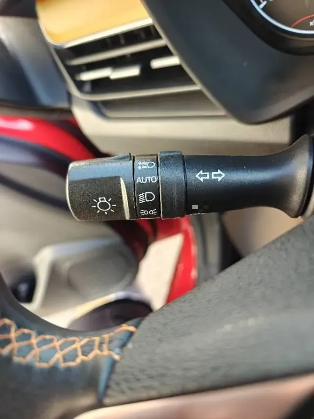 2022 Livan X3 PRO 1.5L 113HP L4 CVT,autocango,china used car exporter,china ev exporter,chinese used car exporter,chinese used ev exporter