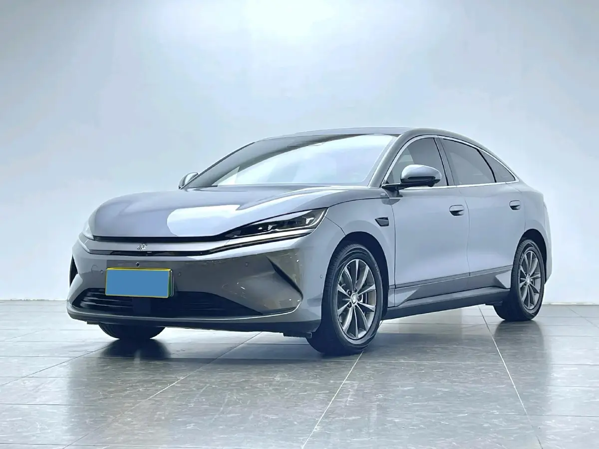 2025 BYD QinL BEV
