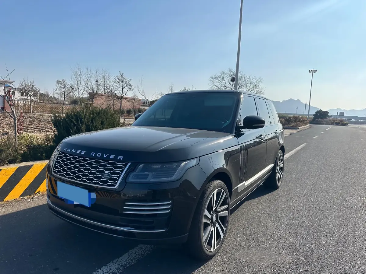 2018 Land Rover Range Rover 3.0T 340HP V6 8AT