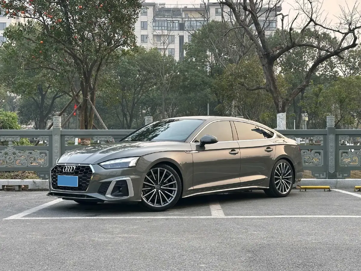2022 Audi A5 2.0T 204HP L4 7DCT